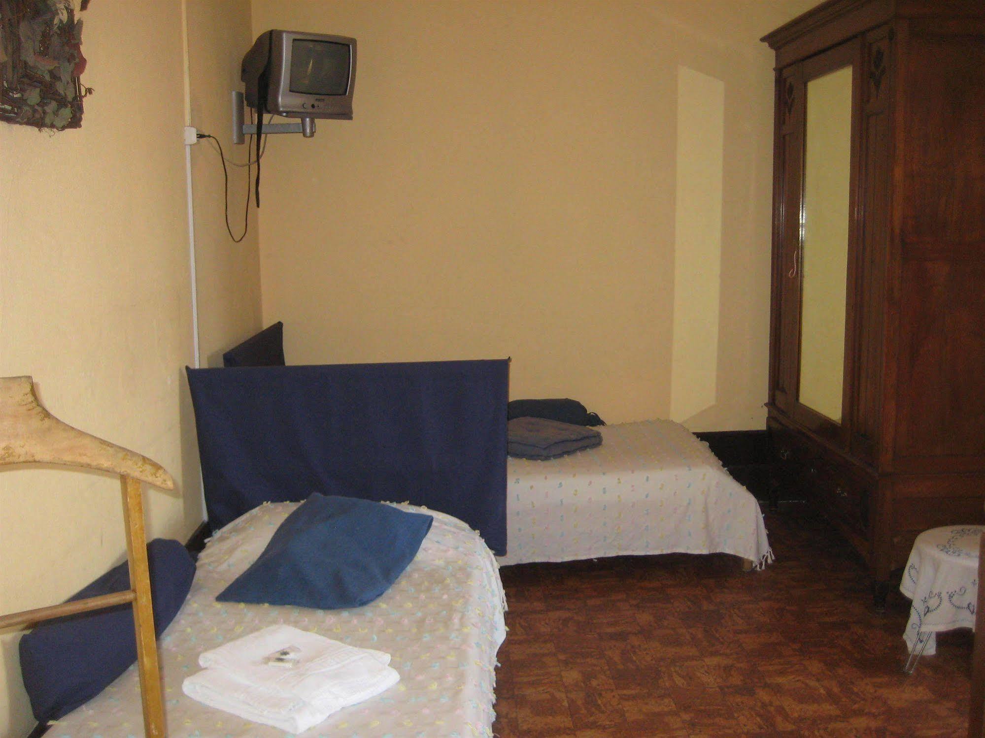 Hostel Avenida Coimbra Exterior photo